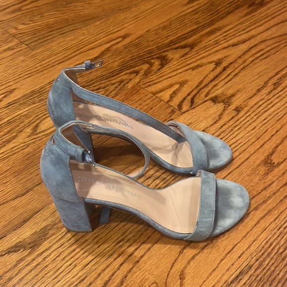 Stuart Weitzman Woman’s Blue Heels Size 5.5 - Picture 3 of 7